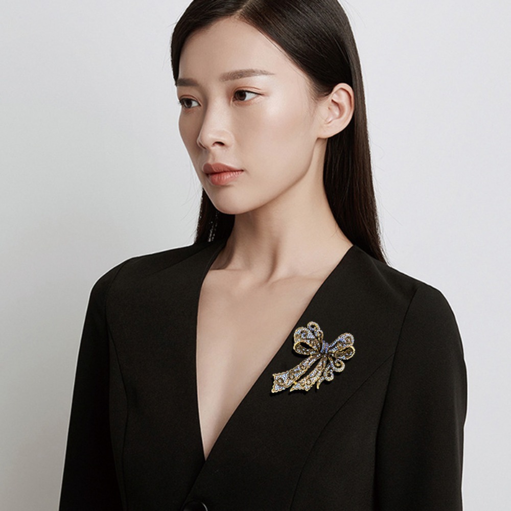 Formal Wear Jewelry For Women - Spilla Vintage a Forma di Fiocco,