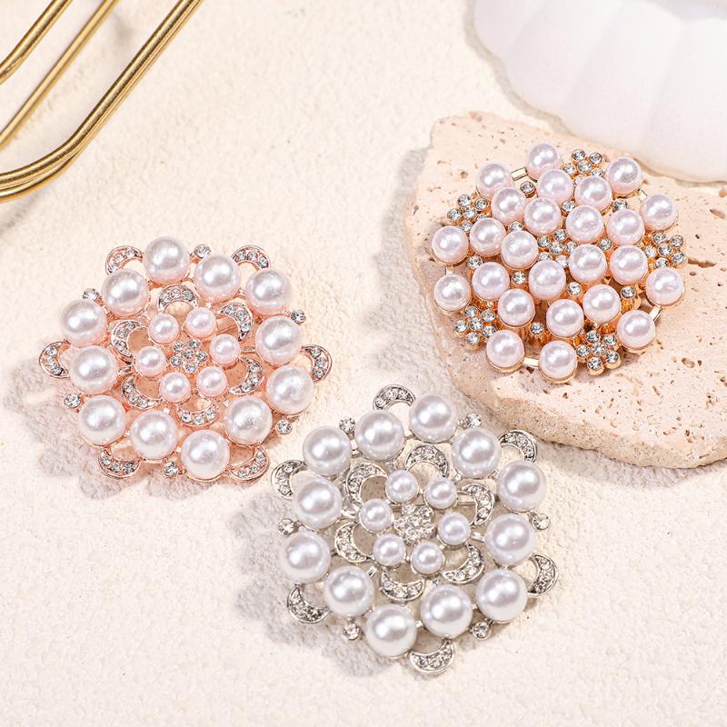 Spilla a Fiore con Perle e Str - Formal Wear Jewelry For Women recensione e prezzo