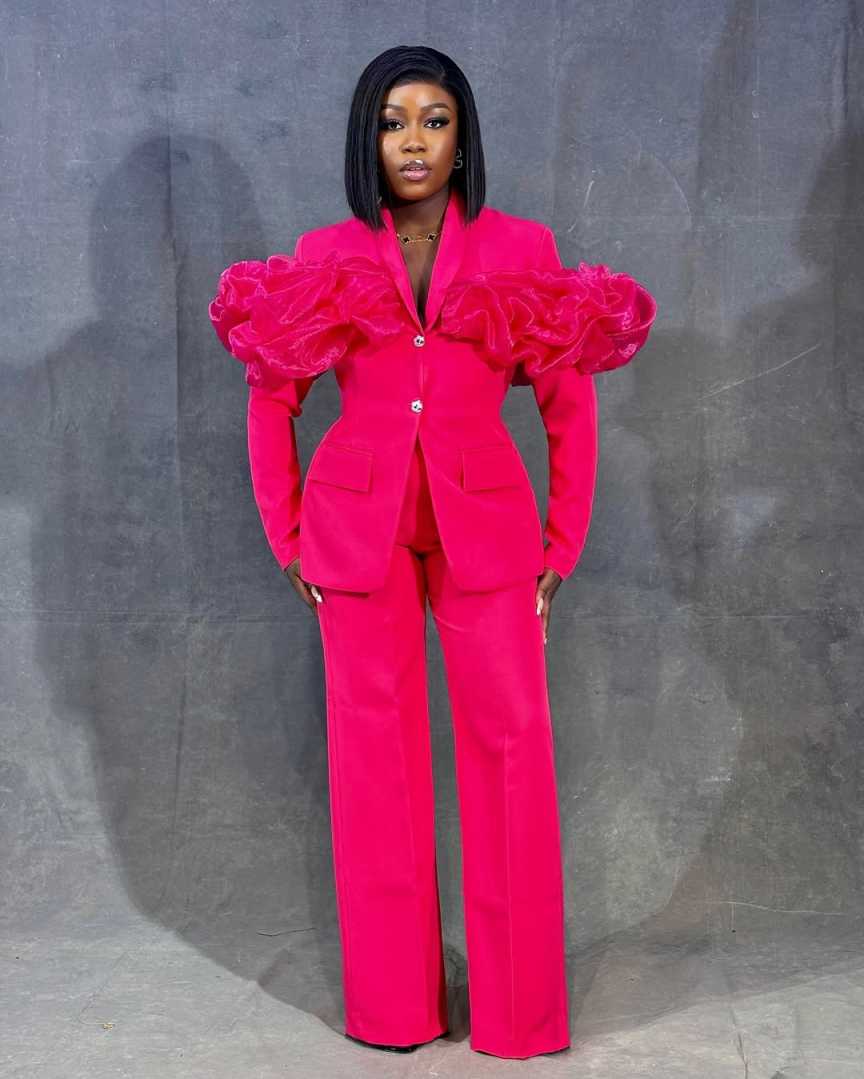 Pantaloni da donna rosa caldo  - Women'S Formal Jackets To Wear With Dresses recensione e prezzo